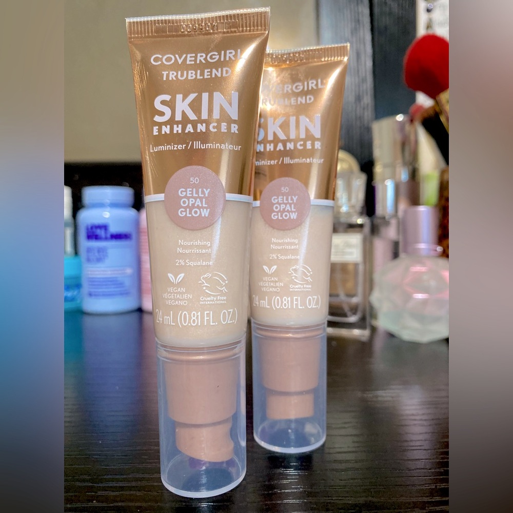 Gelly Opal Glow “Lit From Within” Skin Enhancer NWT